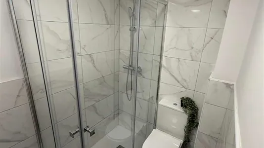 Rooms in Valencia Ciutat Vella - photo 5