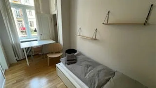 Apartments in Frankfurt Süd - photo 8