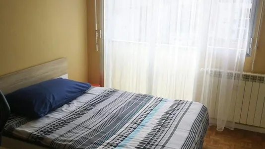 Rooms in Saint-Julien-en-Genevois - photo 2