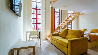 Apartment for rent in Porto (Distrito)