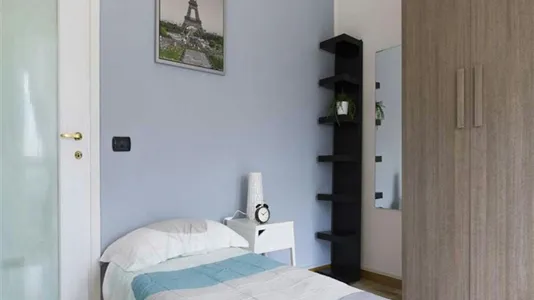 Rooms in Milano Zona 8 - Fiera, Gallaratese, Quarto Oggiaro - photo 5