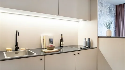 Apartments in Cologne Innenstadt - photo 2