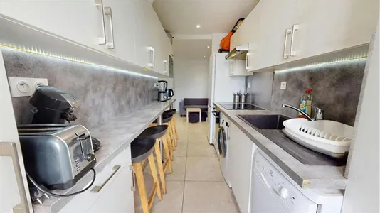 Rooms in Lyon - photo 4