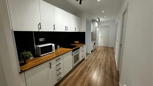 Rooms in Madrid Chamberí - photo 8