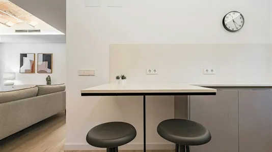 Rooms in Barcelona Sarrià-St. Gervasi - photo 9