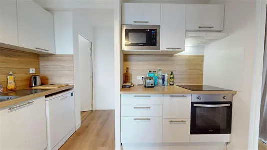 Rooms in Lyon - photo 8