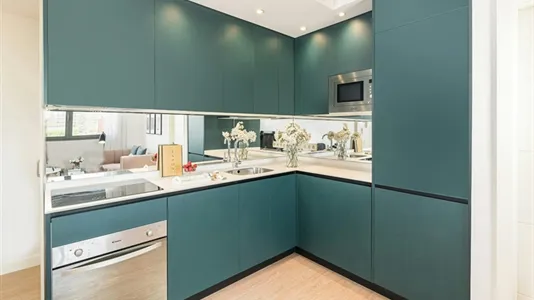 Apartments in El Encinar de los Reyes - photo 9