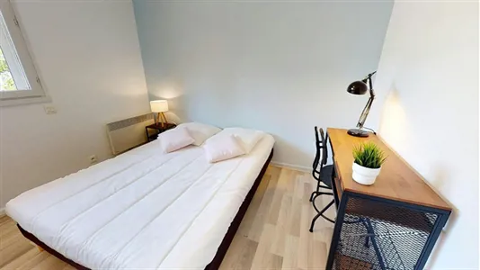 Rooms in Lyon - photo 3