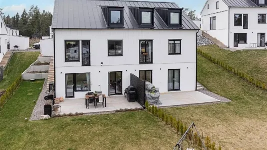 Apartments in Huddinge - photo 1