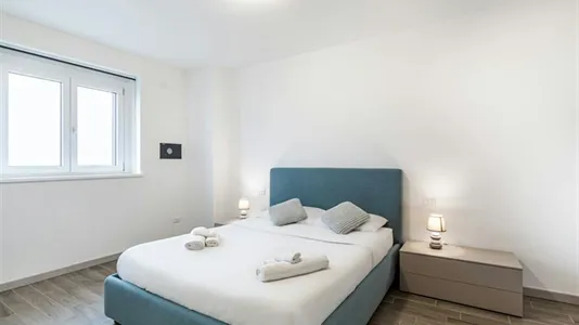 Apartments in Milano Zona 8 - Fiera, Gallaratese, Quarto Oggiaro - photo 1