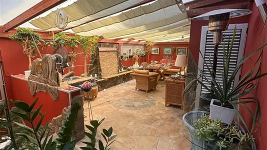 Houses in San Bartolomé de Tirajana - photo 9