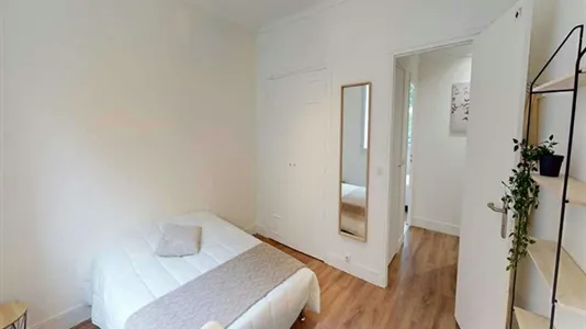 Rooms in Paris 17ème arrondissement - photo 2