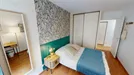 Room for rent, Nanterre, Île-de-France, &lt;span class=&quot;blurred street&quot; onclick=&quot;ProcessAdRequest(10216431)&quot;&gt;&lt;span class=&quot;hint&quot;&gt;See streetname&lt;/span&gt;[xxxxxxxxxxxxx]&lt;/span&gt;
