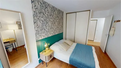 Room for rent in Nanterre, Île-de-France