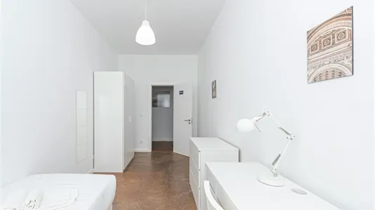 Rooms in Location is not specified - photo 1