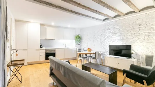 Apartments in Barcelona Ciutat Vella - photo 10