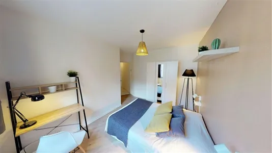 Rooms in Lyon - photo 3