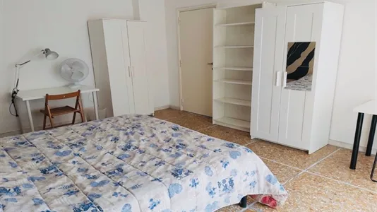 Rooms in Roma Municipio II – Parioli/Nomentano - photo 4