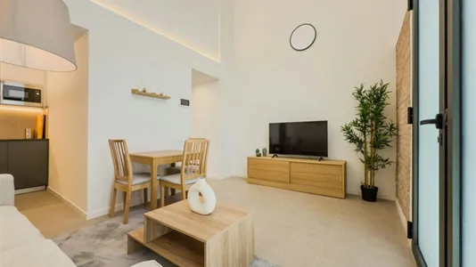 Apartments in Barcelona Sants-Montjuïc - photo 3