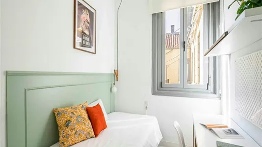 Rooms in Madrid Centro - photo 7