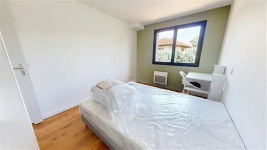 Rooms in Lyon - photo 3