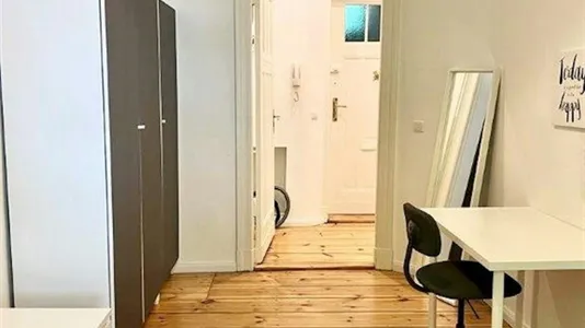 Rooms in Berlin Charlottenburg-Wilmersdorf - photo 2