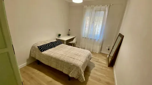 Rooms in Zaragoza - photo 2