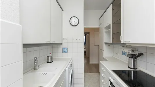 Rooms in Berlin Mitte - photo 9