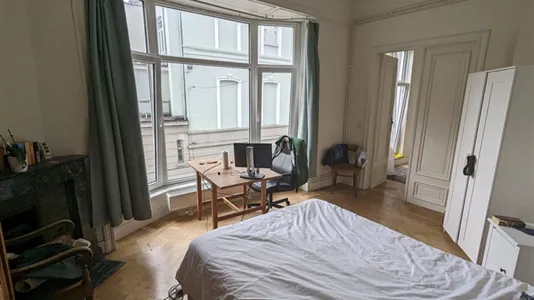 Rooms in Brussels Sint-Joost-ten-Node - photo 1