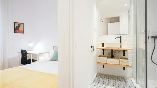 Apartments in Barcelona Ciutat Vella - photo 10