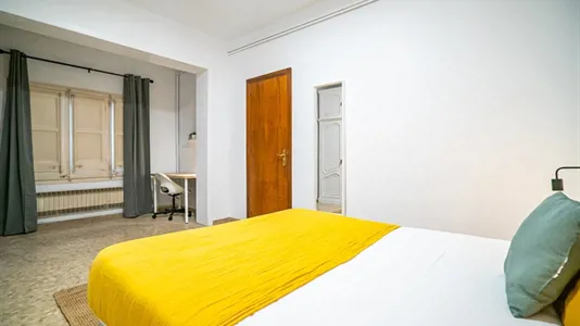 Rooms in L'Hospitalet de Llobregat - photo 2