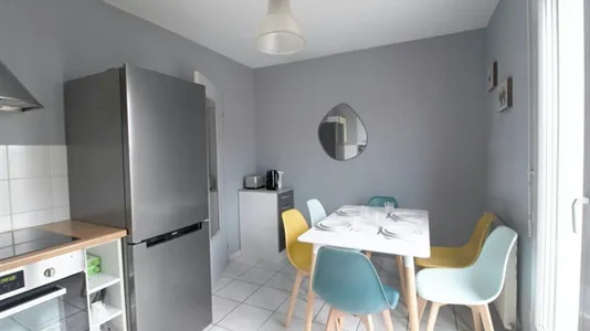 Rooms in Lyon - photo 7