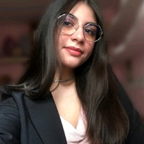 Rita is looking for apartment or room for rent in Delft, The Netherlands 