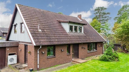 163 m2 house in Flen for rent 