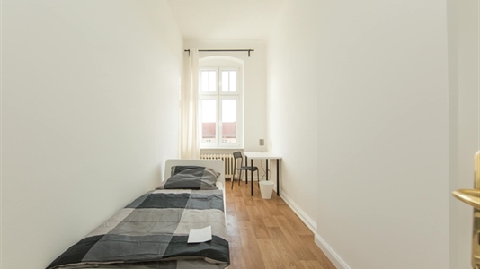 11 m2 room in Berlin Charlottenburg-Wilmersdorf for rent 