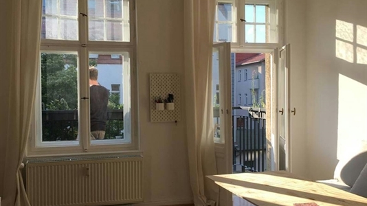 93 m2 apartment in Berlin Mitte for rent 