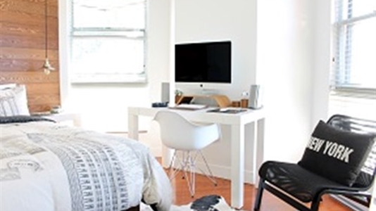 12 m2 room in The Hague Escamp for rent