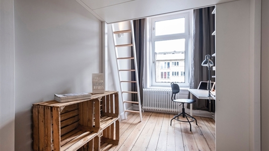 17 m2 room in Hamburg Eimsbuttel for rent