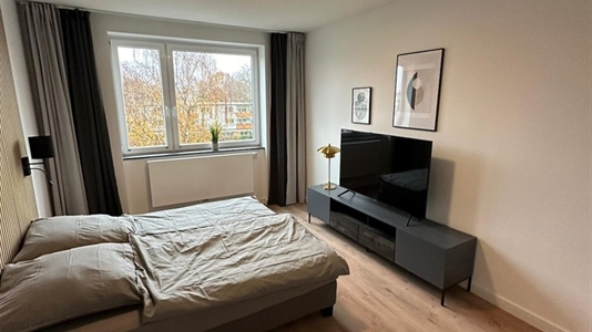 13 m2 room in Hamburg Wandsbek for rent