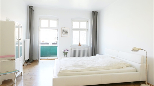74 m2 apartment in Berlin Neukölln for rent 