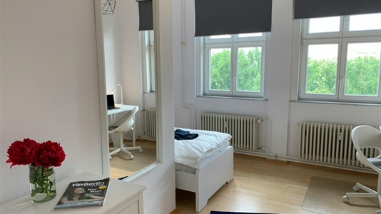 17 m2 room in Berlin Friedrichshain-Kreuzberg for rent 