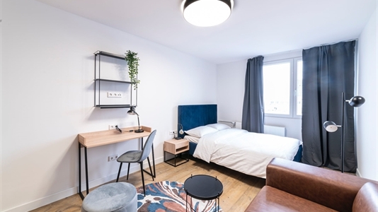 15 m2 room in Berlin Charlottenburg-Wilmersdorf for rent 