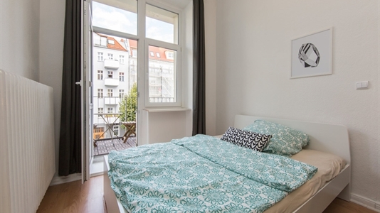 14 m2 room in Berlin Charlottenburg-Wilmersdorf for rent 
