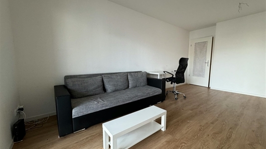 28 m2 room in Berlin Marzahn-Hellersdorf for rent 