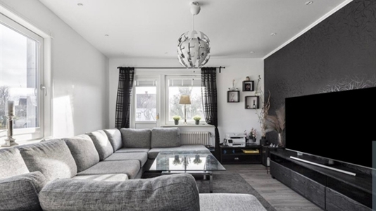 115 m2 apartment in Degerfors for rent 