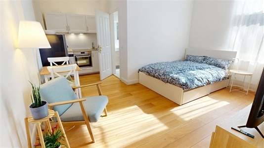 25 m2 apartment in Berlin Charlottenburg-Wilmersdorf for rent 