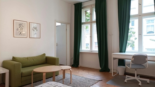 42 m2 apartment in Berlin Neukölln for rent 