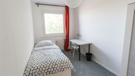 14 m2 room in Berlin Lichtenberg for rent 